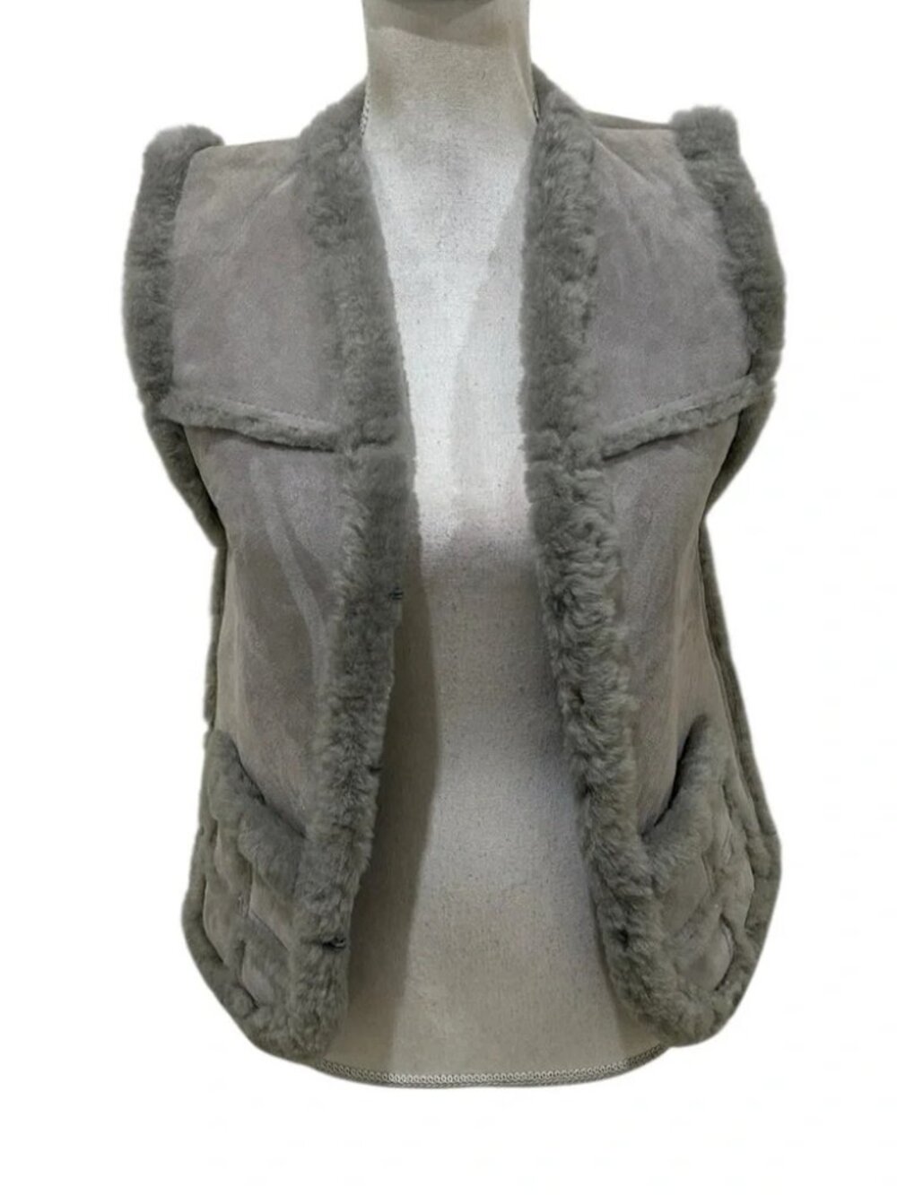 Homestead New Zealand Gray Genuine Shearling Vest (S--XS)